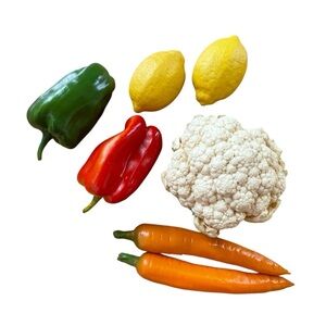 Vintage Plastic Vegetable Set - Set of 7 Veggies